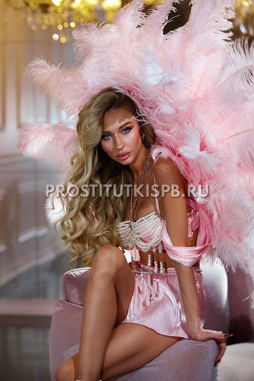 Проститутка-индивидуалка Катрин, 20 лет, грудь 3, 168 см, 27'000 / час