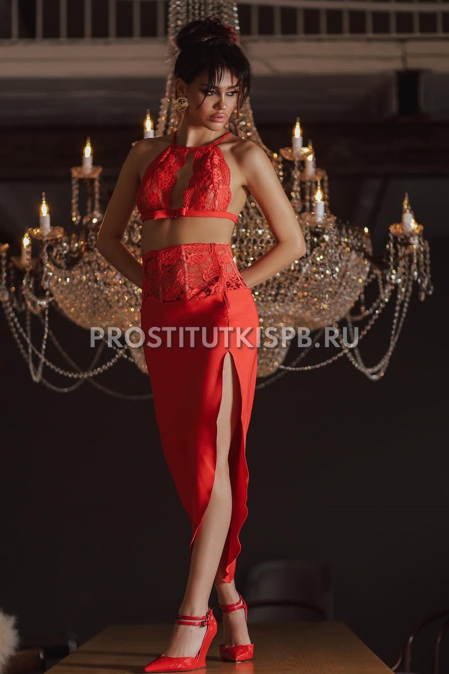 Проститутка-индивидуалка Лана, 23 лет, грудь 1, 169 см, 30'000 / час