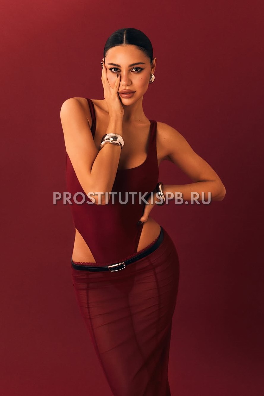 Проститутка-индивидуалка Оленька, 25 лет, грудь 3, 170 см, 17'000 / час